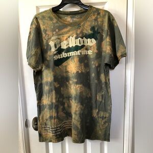 English Laundry Camouflage Yellow Submarine Beatles X Graphic T-Shirt